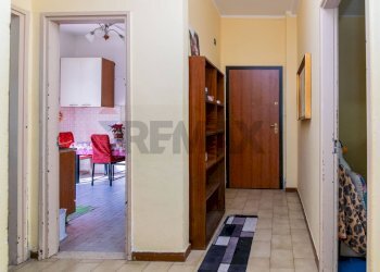 Hall / corridoio - Trilocale Via Pietro Castelli
 
69, Messina - foto 9