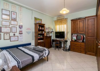 Camera / camera da letto - Appartamento Via Pietro Castelli
 
69, Messina - foto 13