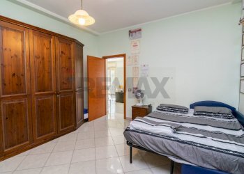 Camera / camera da letto - Appartamento Via Pietro Castelli
 
69, Messina - foto 15