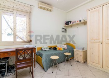 Camera / camera da letto - Appartamento Via Pietro Castelli
 
69, Messina - foto 27