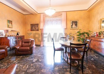 Sala da pranzo - Casa indipendente Via Gessai
 
60, Paterno - foto 13