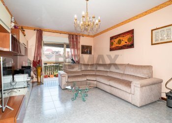 Soggiorno - Quadrilocale viale della regione
 
2, Camporotondo Etneo - foto 1