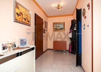 Hall / corridoio - Quadrilocale viale della regione
 
2, Camporotondo Etneo - foto 4