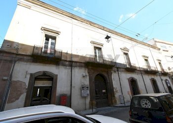 Edificio all\'aperto - Independent house Via Garibaldi
 
80, Piazza Armerina - photo 19