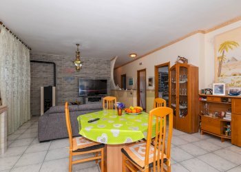 Sala da pranzo - Villa via generale di pietro
 
23, Grammichele - foto 9