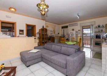 Soggiorno - Villa via generale di pietro
 
23, Grammichele - foto 11