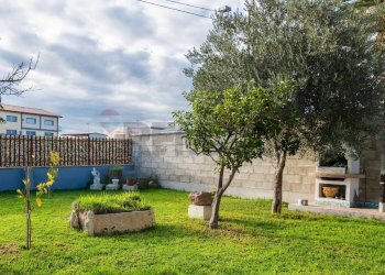 Giardino - Villa via generale di pietro
 
23, Grammichele - foto 28