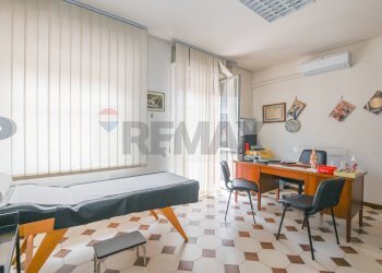 Ufficio - Trilocale via Principe Umberto
 
207, Caltagirone - foto 7