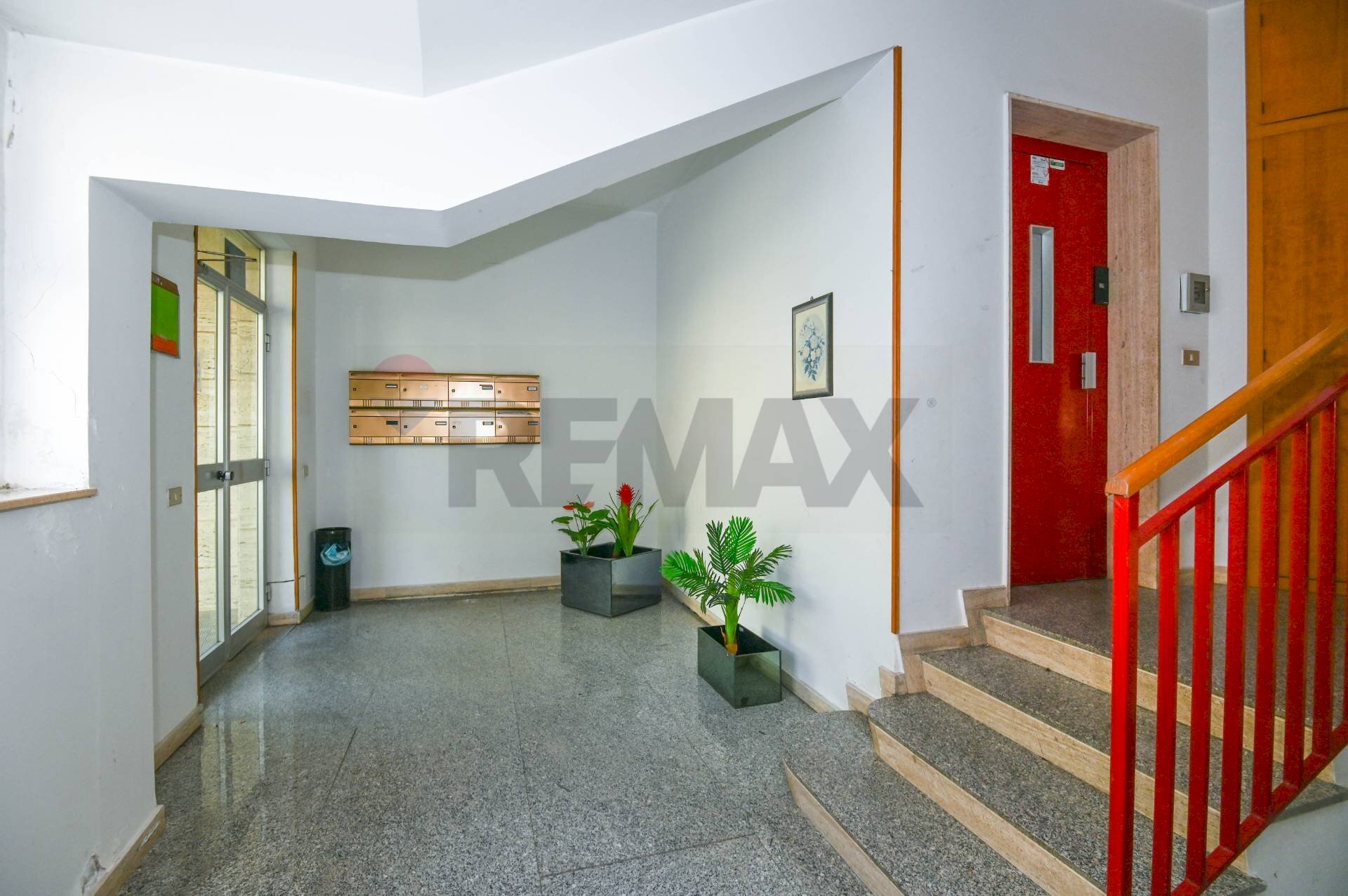 Ricezione / Lobby - Quadrilocale via Verdi
 
3/A, Caltagirone - foto 3