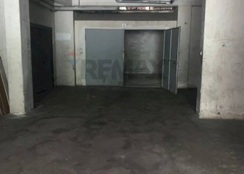 Parcheggio - Box Via Pietro De Logu
 
27, Catania - foto 15