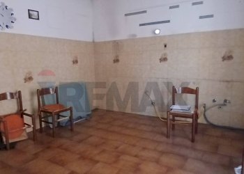 Stanza vuota - Trilocale via Piave
 
17, Calatabiano - foto 2