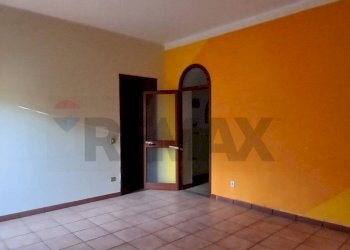 Stanza vuota - Trilocale via Piave
 
17, Calatabiano - foto 6