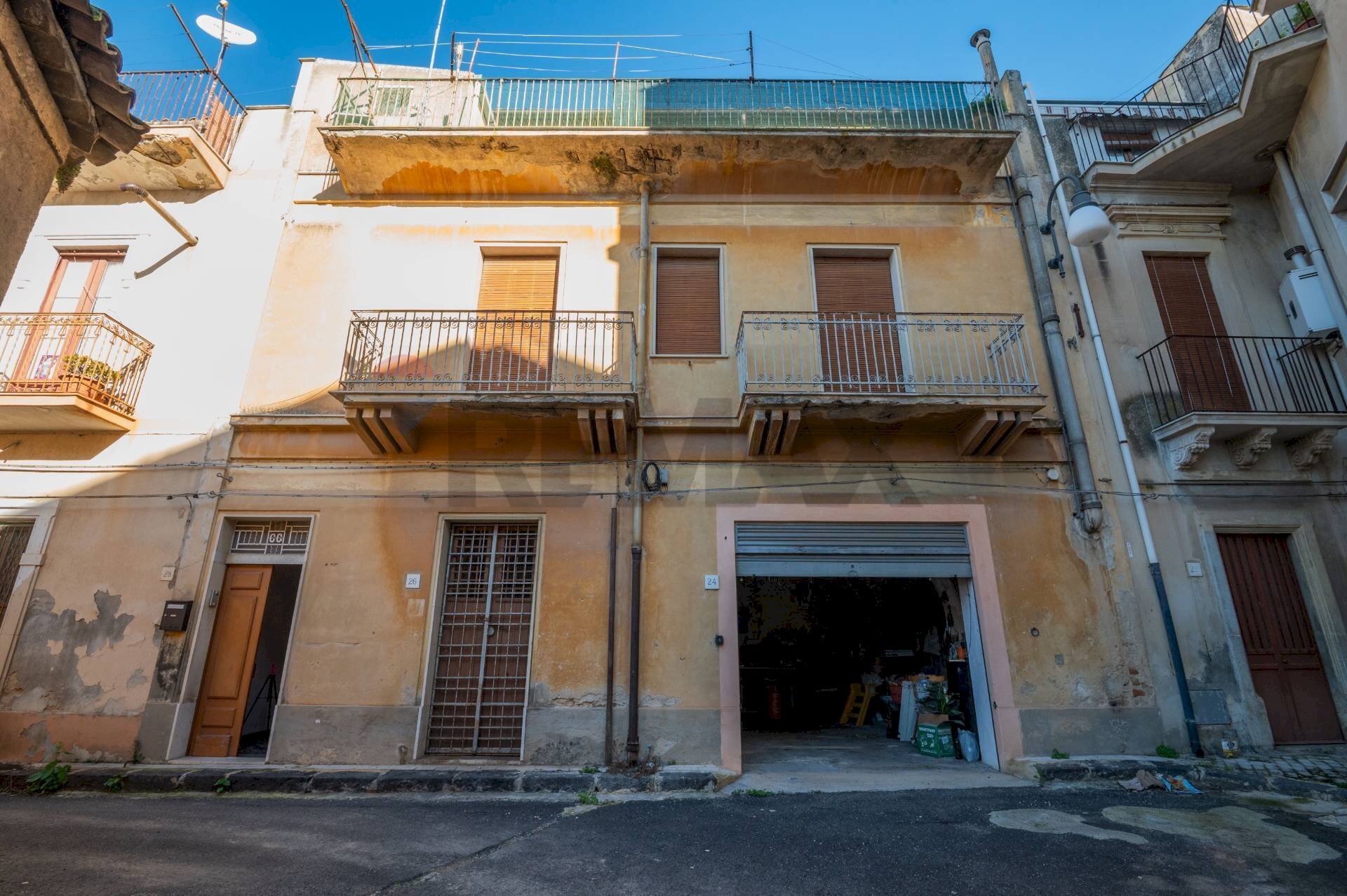 Edificio all\'aperto - Casa indipendente via arturo toscanini
28, Grammichele - foto 3