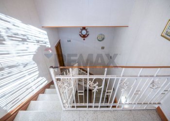 Scale - Casa indipendente via arturo toscanini
 
28, Grammichele - foto 23