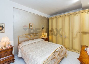 Camera / camera da letto - Villa a Schiera via aldo moro
 
13, Aci Sant'Antonio - foto 9
