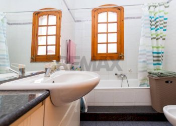 Bagno - Villa a Schiera via aldo moro
 
13, Aci Sant'Antonio - foto 12