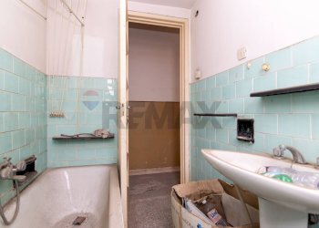 Bagno - Quadrilocale Via Canfora
 
52, Catania - foto 9