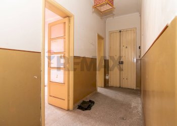 Hall / corridoio - Quadrilocale Via Canfora
 
52, Catania - foto 19