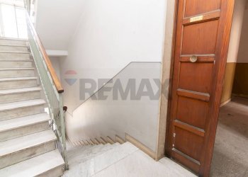 Scale - Quadrilocale Via Canfora
 
52, Catania - foto 25