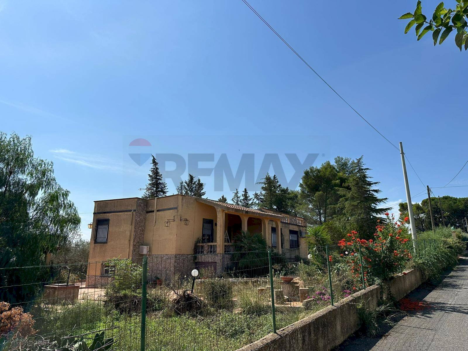 Casa all\'aperto - Villa C.da Collegiata - Via dei Pini
10, Caltagirone - foto 3