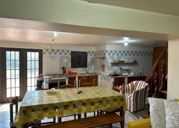 Sala da pranzo - Villa C.da Collegiata - Via dei Pini
 
10, Caltagirone - foto 12