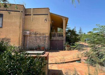 Casa all\'aperto - Villa C.da Collegiata - Via dei Pini
 
10, Caltagirone - foto 19