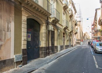 Edificio all\'aperto - Box Via Pozzo Canale
 
25, Catania - foto 4