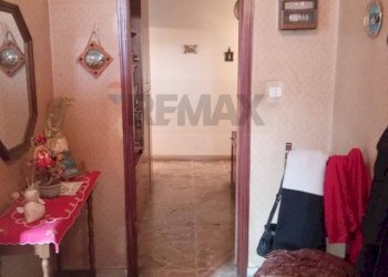 Hall / corridoio - Casa semi indipendente Via Grotta San Giovanni
 
14, Catania - foto 3