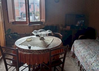 Sala da pranzo - Casa semi indipendente Via Grotta San Giovanni
 
14, Catania - foto 7