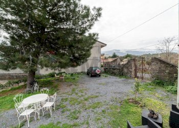 Giardino - Casa indipendente Viale Regina Margherita
 
112-114, Castiglione di Sicilia - foto 27