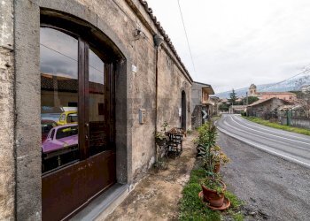 Edificio all\'aperto - Casa indipendente Viale Regina Margherita
 
112-114, Castiglione di Sicilia - foto 33