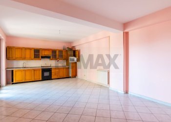 Cucina - Quadrilocale Via Finocchiari
 
95, Aci Catena - foto 1