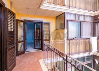 Terrazza - Quadrilocale Via Finocchiari
 
95, Aci Catena - foto 16