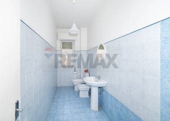 Bagno - Quadrilocale Via Torquato Tasso
 
7, Acireale - foto 8