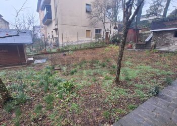 Giardino - Casa semi indipendente VIA TURATI
 
49, Bibbiena - foto 8