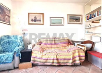 Soggiorno - Trilocale Via Circonvallazione
 
31, Cecina - foto 17