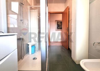 Bagno - Trilocale Via Circonvallazione
 
31, Cecina - foto 26