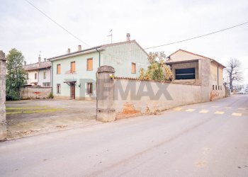 Casa all\'aperto - Casa semi indipendente Via Garibaldi
 
N.10, Casteldidone - foto 1