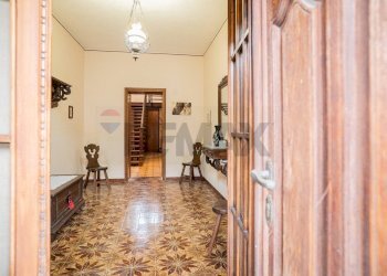 Hall / corridoio - Casa semi indipendente Via Garibaldi
 
N.10, Casteldidone - foto 3