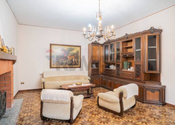 Soggiorno - Casa semi indipendente Via Garibaldi
 
N.10, Casteldidone - foto 15