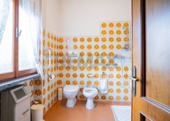 Bagno - Casa semi indipendente Via Garibaldi
 
N.10, Casteldidone - foto 19