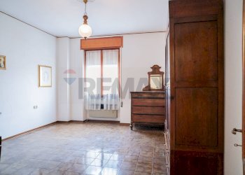 Stanza vuota - Casa semi indipendente Via Garibaldi
 
N.10, Casteldidone - foto 27