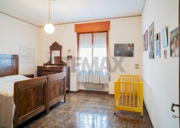 Camera / camera da letto - Casa semi indipendente Via Garibaldi
 
N.10, Casteldidone - foto 31