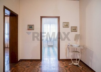 Hall / corridoio - Casa semi indipendente Via Garibaldi
 
N.10, Casteldidone - foto 39