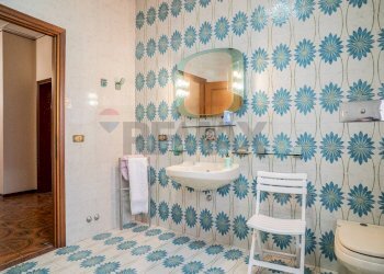 Bagno - Casa semi indipendente Via Garibaldi
 
N.10, Casteldidone - foto 42