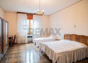 Camera / camera da letto - Casa semi indipendente Via Garibaldi
 
N.10, Casteldidone - foto 44