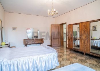 Camera / camera da letto - Casa semi indipendente Via Garibaldi
 
N.10, Casteldidone - foto 47