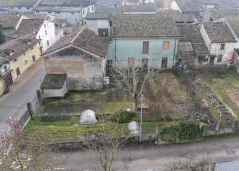 Edificio all\'aperto - Casa semi indipendente Via Garibaldi
 
N.10, Casteldidone - foto 69