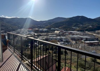 Balcone - Quadrilocale Via Tommaseo
 
37, Vado Ligure - foto 6