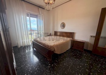 Camera / camera da letto - Quadrilocale Via Tommaseo
 
37, Vado Ligure - foto 24